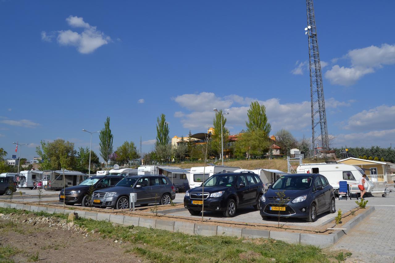 Ulasan Hotel Caravan Camping Ankara Eksteriør bilde