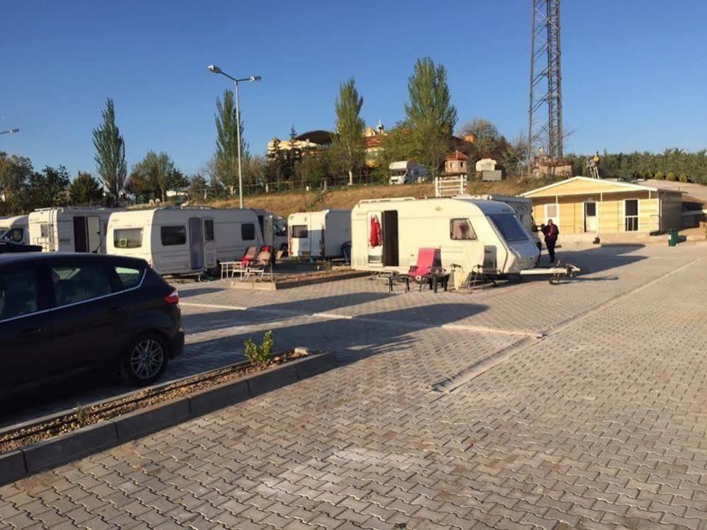 Ulasan Hotel Caravan Camping Ankara Eksteriør bilde